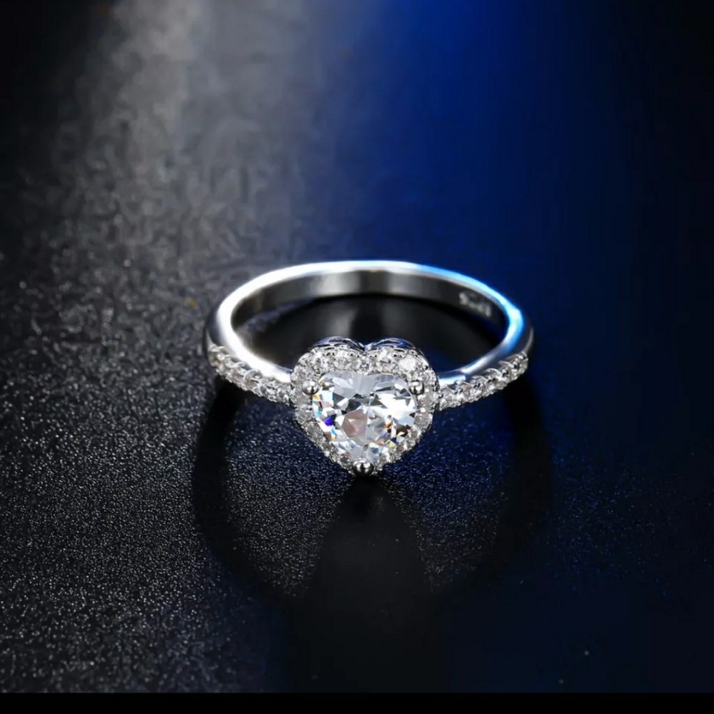 Silver color fashion crystal heart shaped wedding - Picture 4 of 6